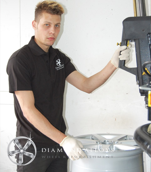 diamond-alloys-new-tyre-fitter-member-andrei