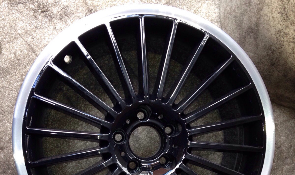 diamond-cut-alloy-wheel