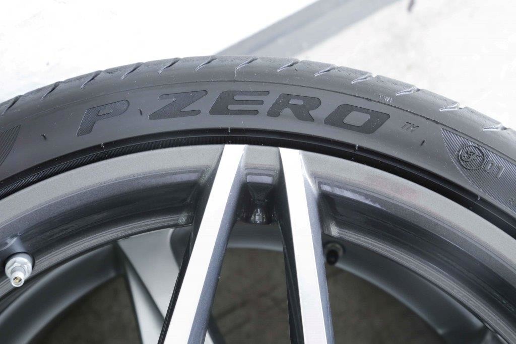 p-zero-tyres
