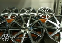 Diamond Cut Alloys Wheels