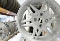 Powder Coating Alloy Wheels